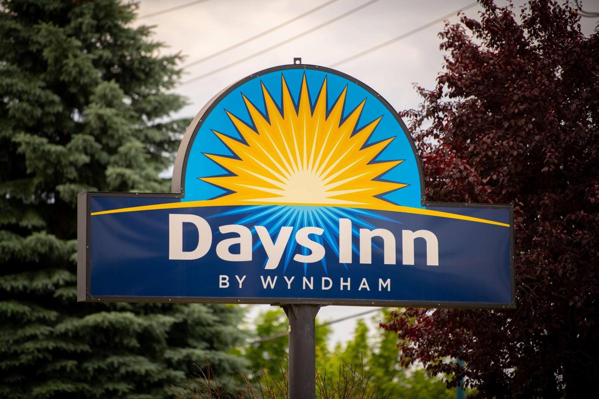 Days Inn By Wyndham Coeur D'Alene Exterior photo